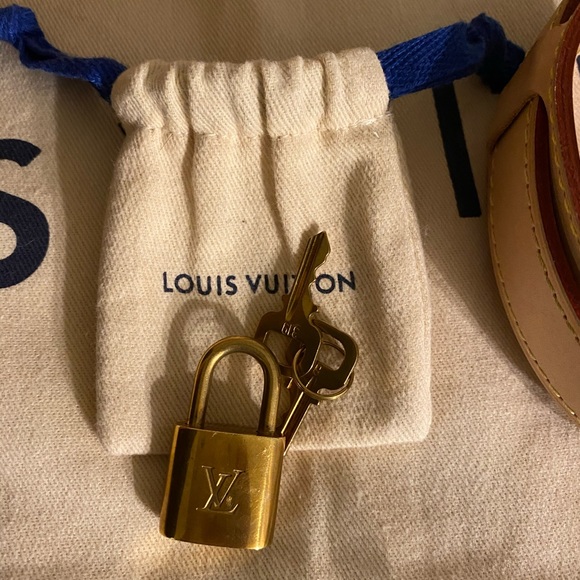🤎SOLD Louis Vuitton Keepall Bandouliere 45🤎 - Picture 9 of 15